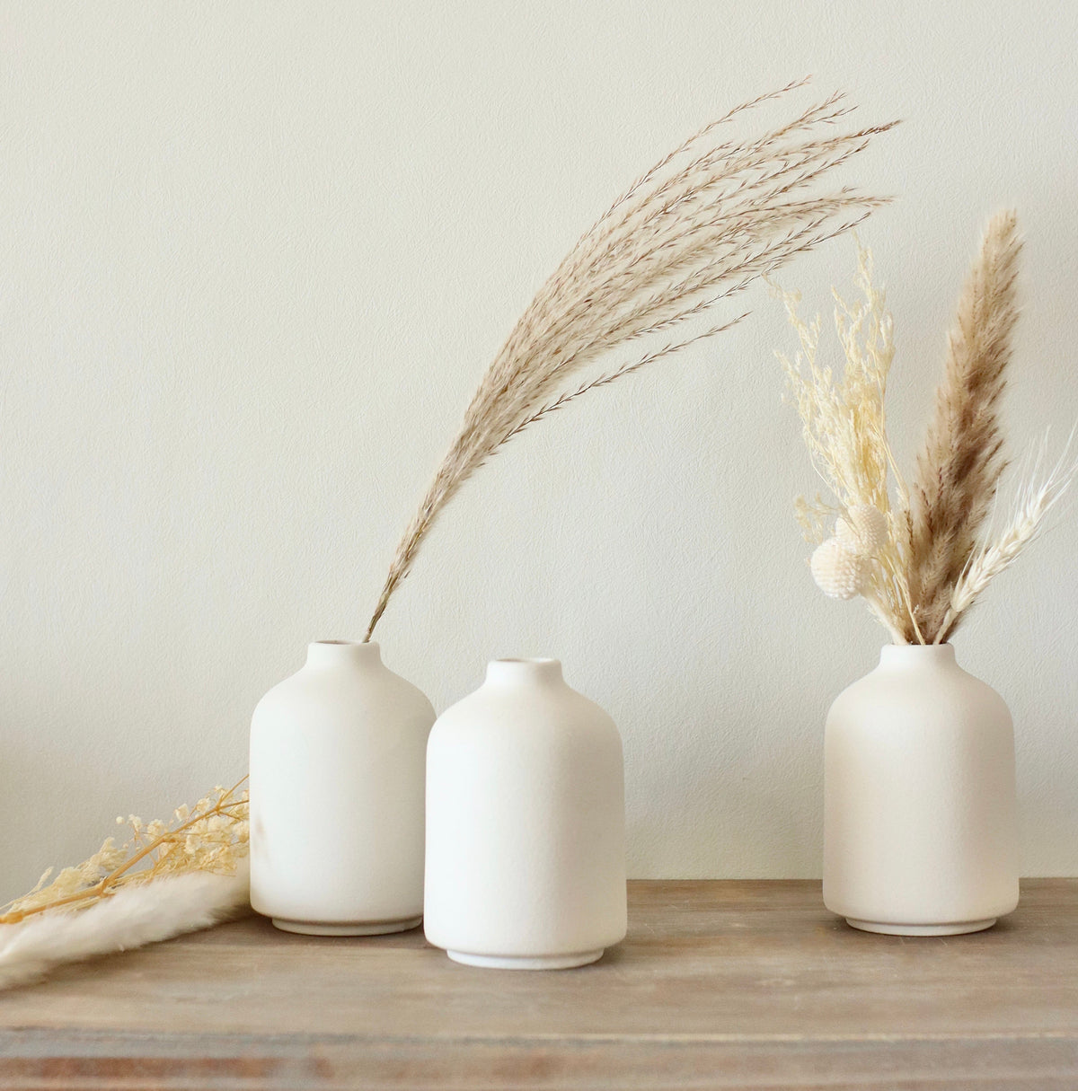 Minimalist White Ceramic Bud Vases, Set of 6 — product view 4