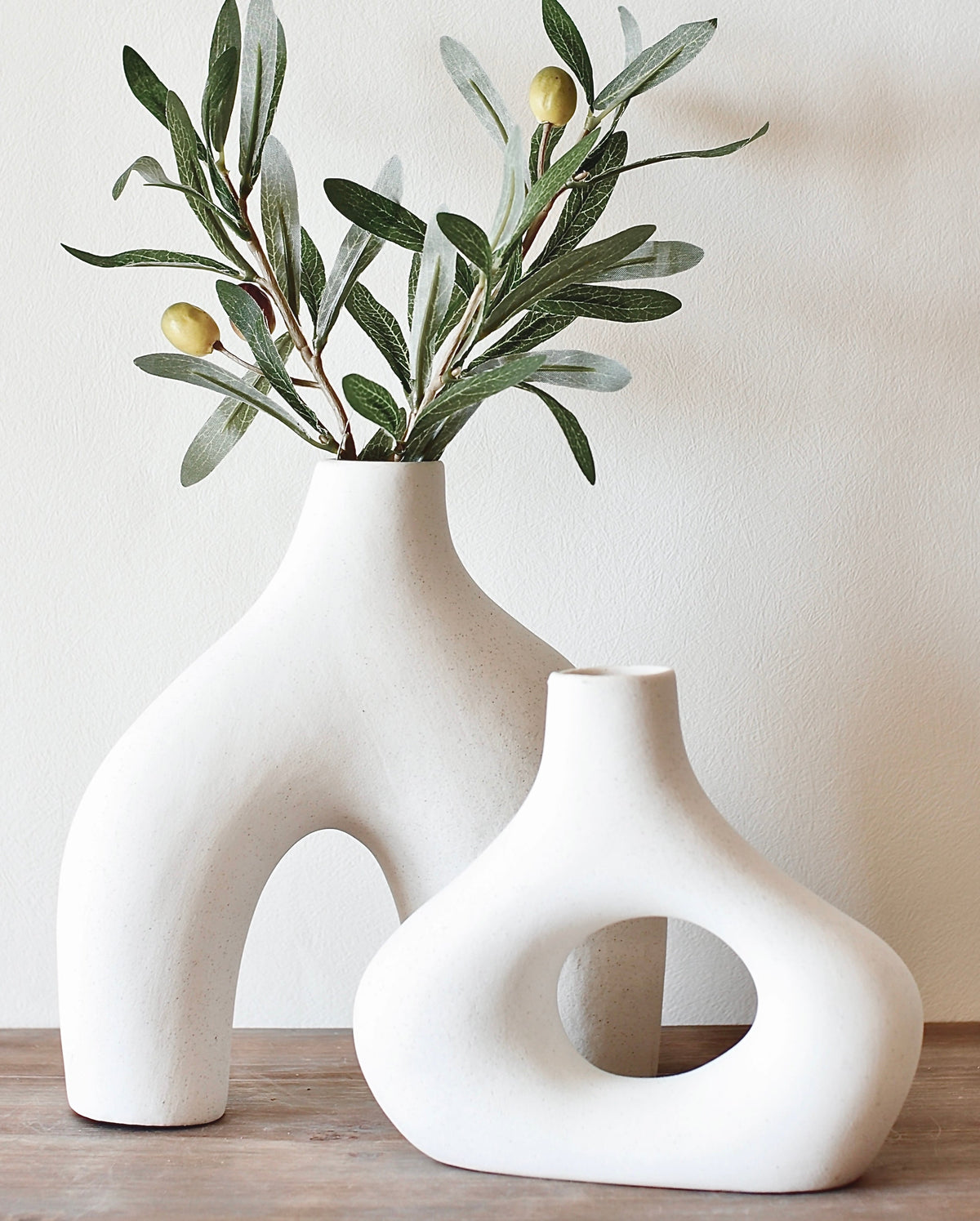Donut Ring Vase — Set of 2 White Ceramic Hollow Vases